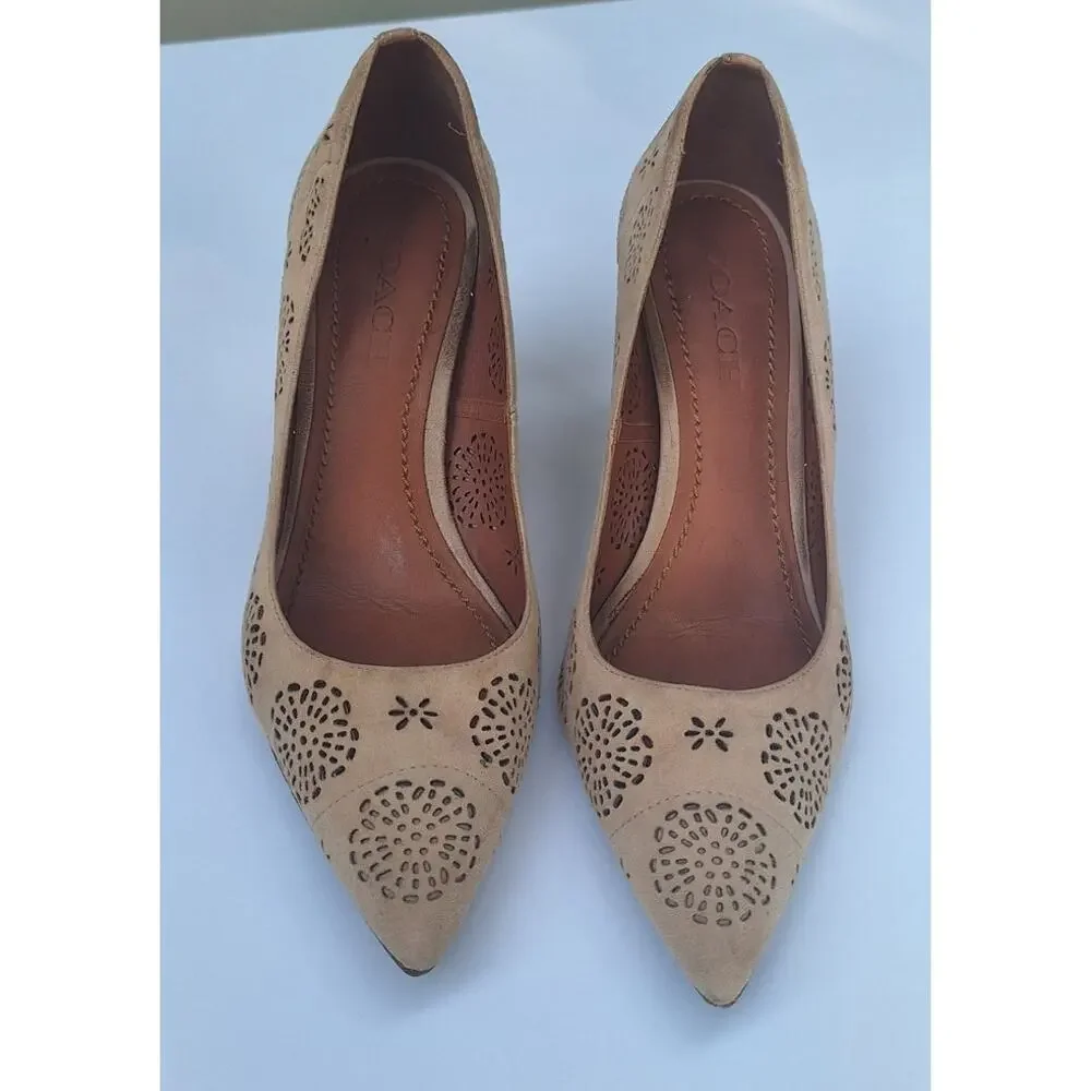 Coach Waverly Suede Leather Pumps High Heels Shoes Cutout Flowers Beige Size 8.5